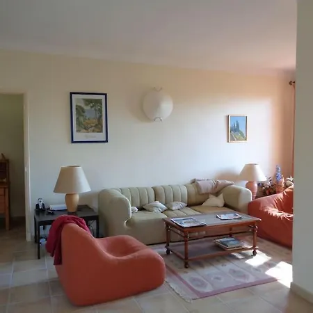 Lou Cigaloun 10 Pax Nyaraló Saint-Raphaël